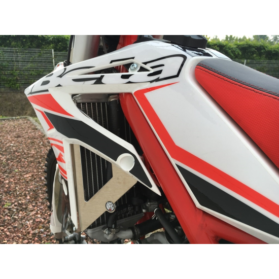 RADIATOR BRACES BETA 300XTRAINER 2016 - 2018 #2