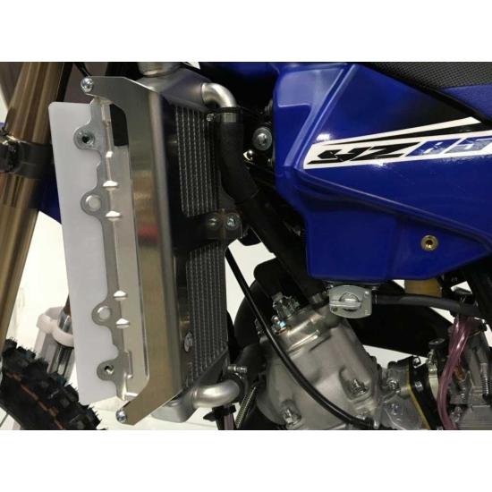 RADIATOR BRACES BLUE YAMAHA YZ85 2016-2018 AX1414 - AXP Racing