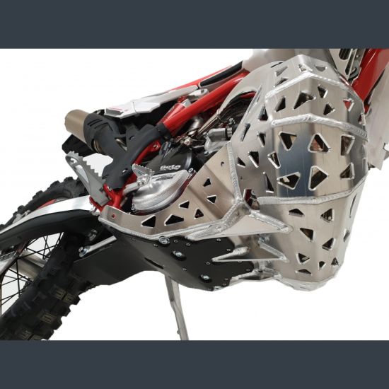 P-TECH Skid Plate with Exhaust Pipe Guard and Plastic Bottom #6