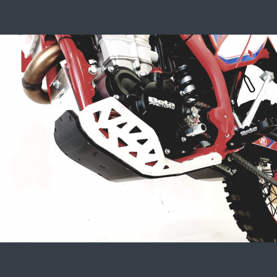 P-TECH Skid Plate with Exhaust Pipe & Linkage Guard for Beta #3