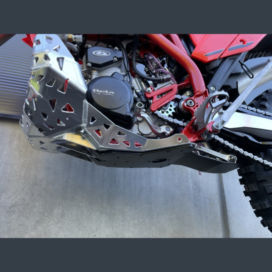 P-TECH Skid Plate with Exhaust Pipe Guard and Plastic Bottom #2